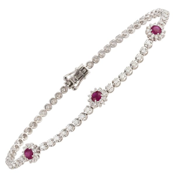 Brazalete Tenis en Oro Blanco 18K con Diamantes y Rubíes